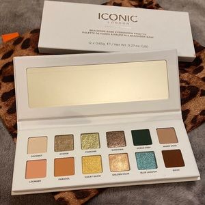 Iconic London Beachside Babe Eyeshadow Palette